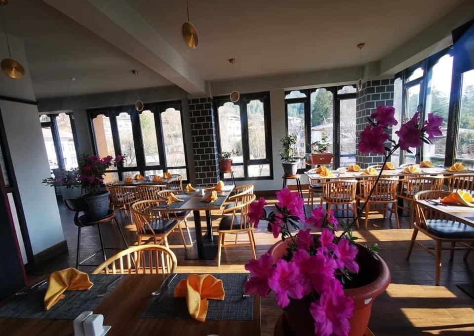 Ludrong Hotel Θίμφου Εξωτερικό φωτογραφία