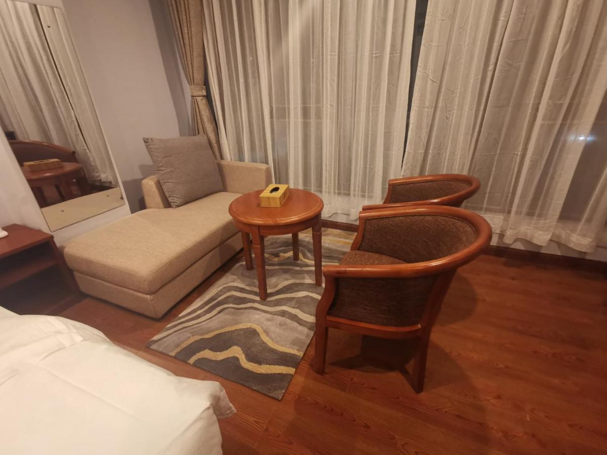 Ludrong Hotel Θίμφου Εξωτερικό φωτογραφία
